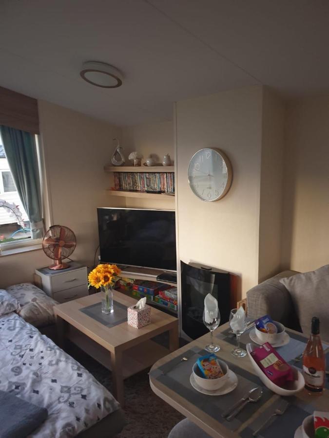 Tunstall View Caravan Holidays At Sand Le Mere Exterior photo